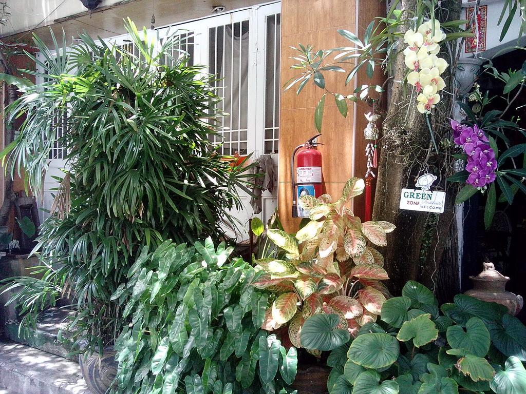 Hotel Café de Baan Raow Bangkok Exterior foto